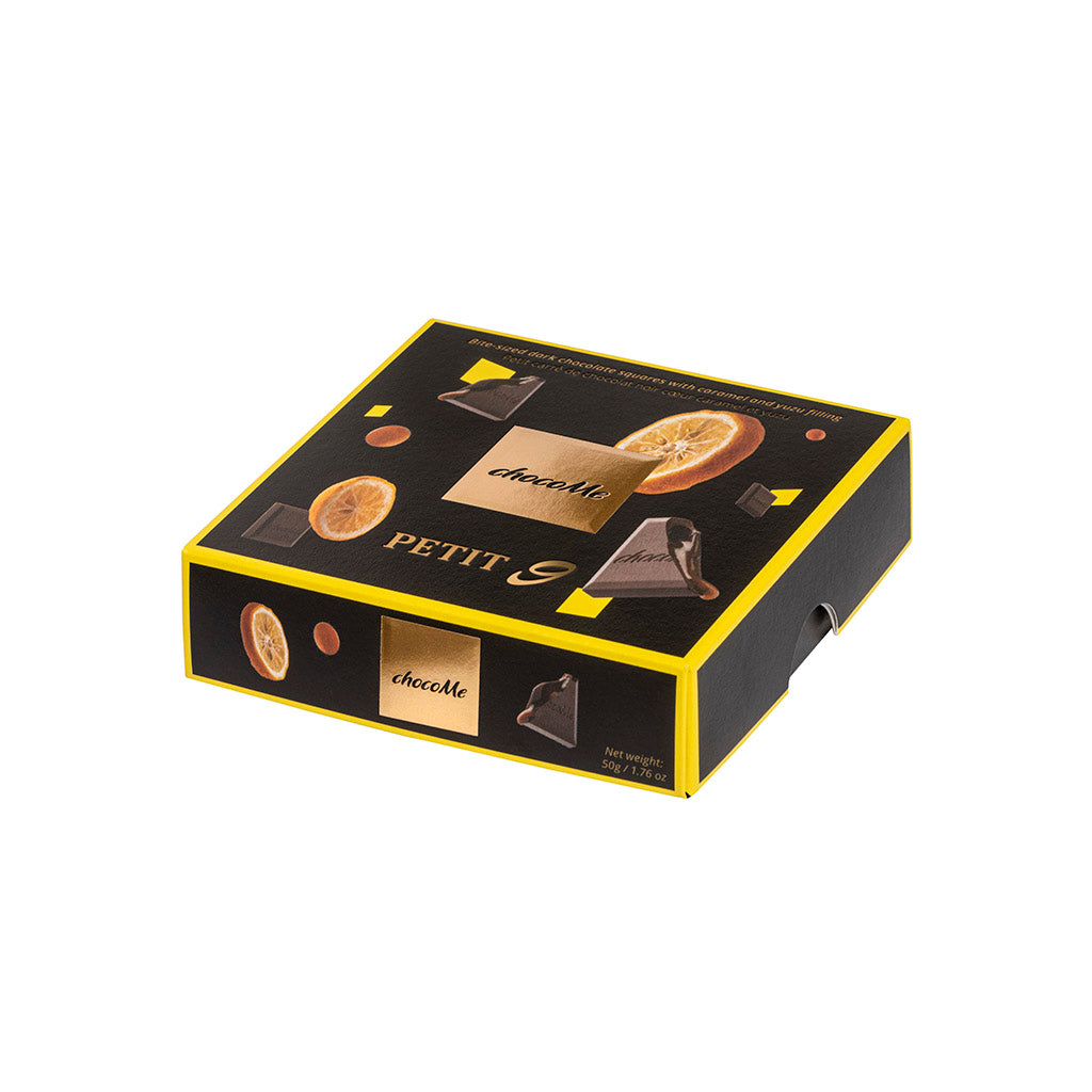 PT901 Chocolate negro V66% - Cuadrados de chocolate negro del tamaño de un bocado con relleno de caramelo y yuzu