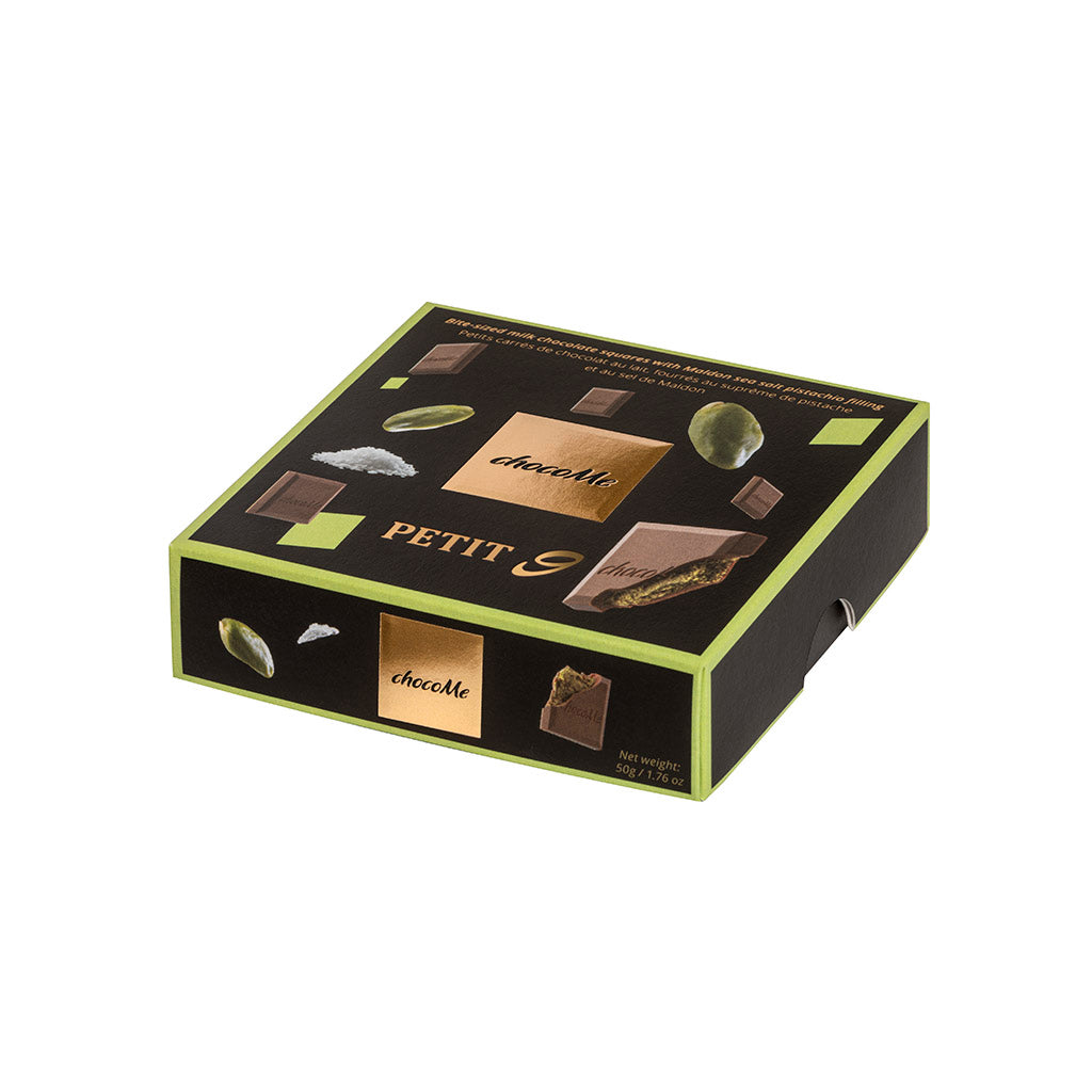 PT907 Pedaços de chocolate ao leite recheados com pistache, temperados com uma pitada de sal Maldon 50g